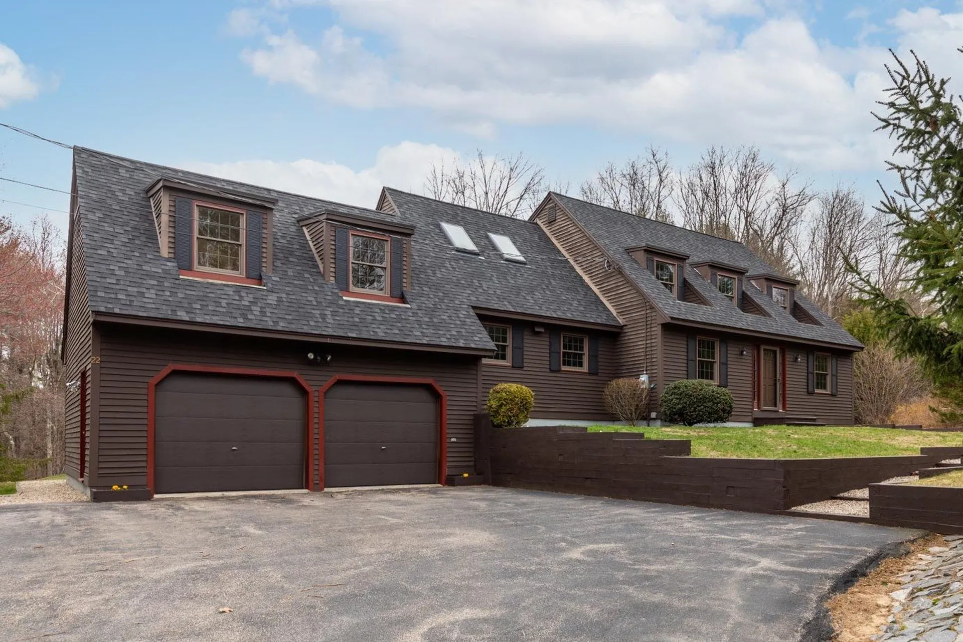 22 Raeder Drive Stratham NH 03885