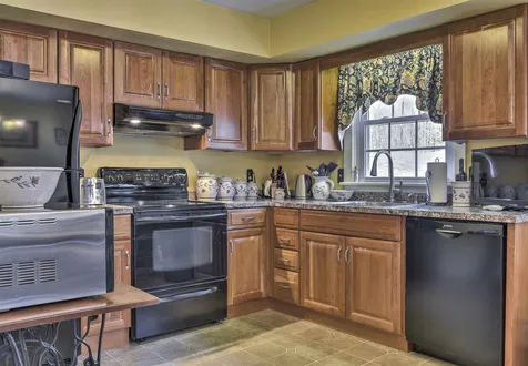 107 West Hill Road Troy NH 03465