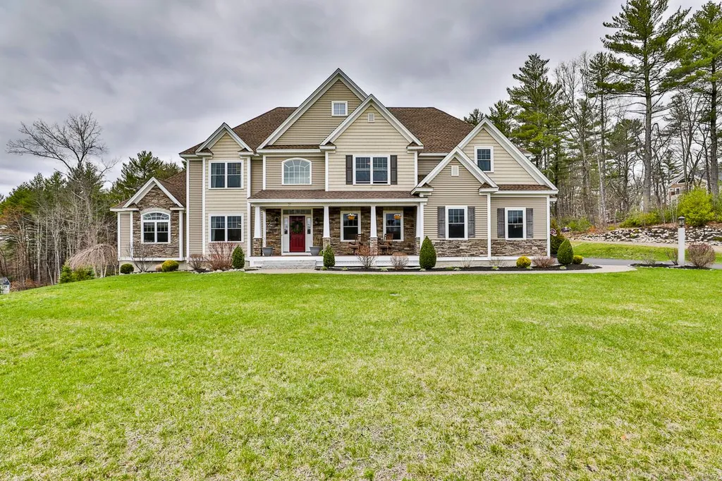 21 London Bridge Road Windham NH 03087