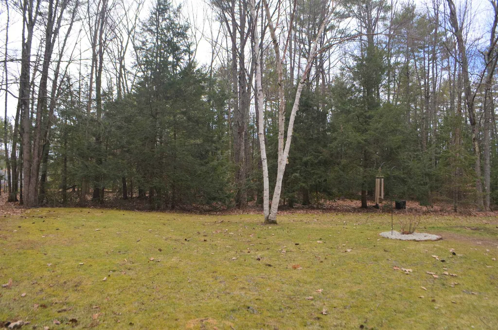16 Jonathan Lane Bow NH 03304