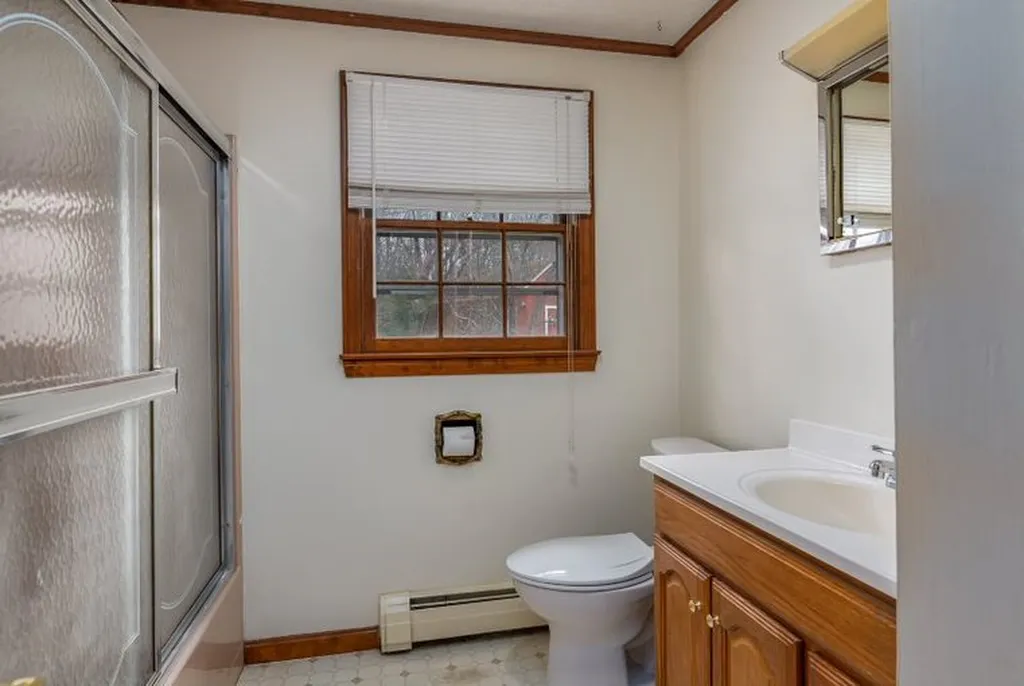 384 Salmon Falls Road Rochester NH 03868