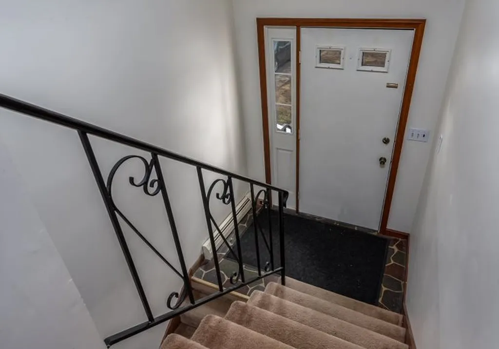 384 Salmon Falls Road Rochester NH 03868