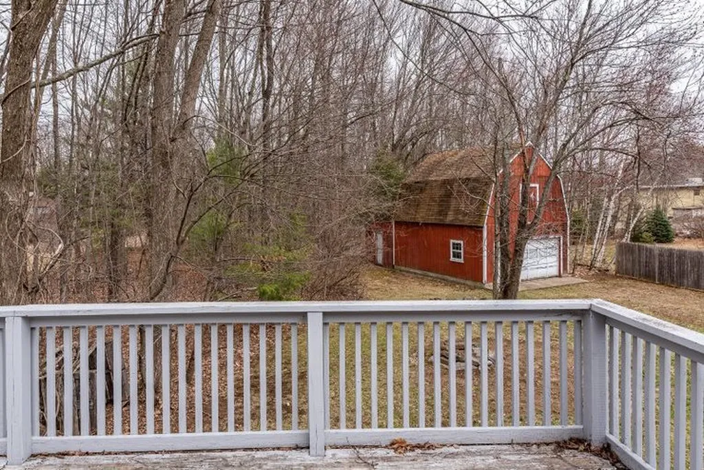 384 Salmon Falls Road Rochester NH 03868