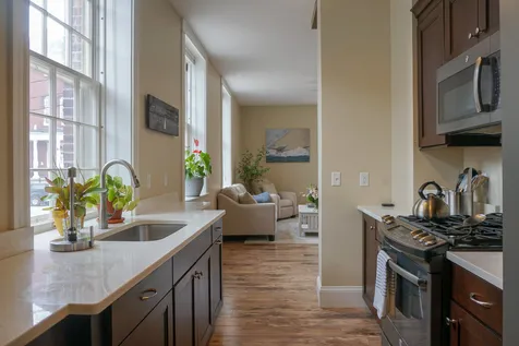 MLS: 4854609 MLS: 4854609