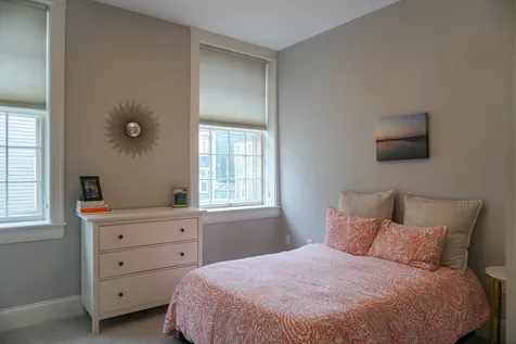 MLS: 4854609 MLS: 4854609