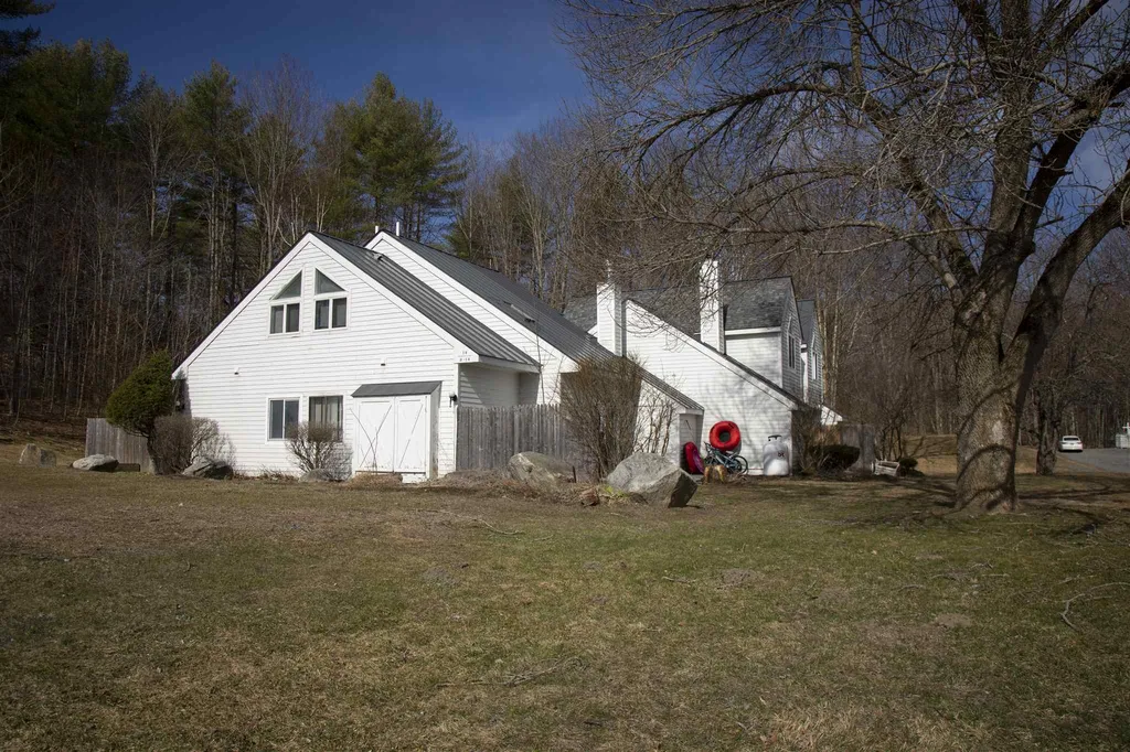 14 Marsten Lane Enfield NH 03748