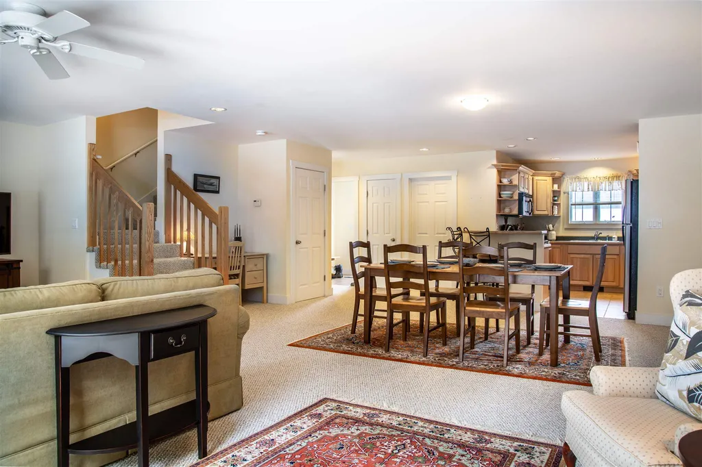 24 Amber Way Warren VT 05674