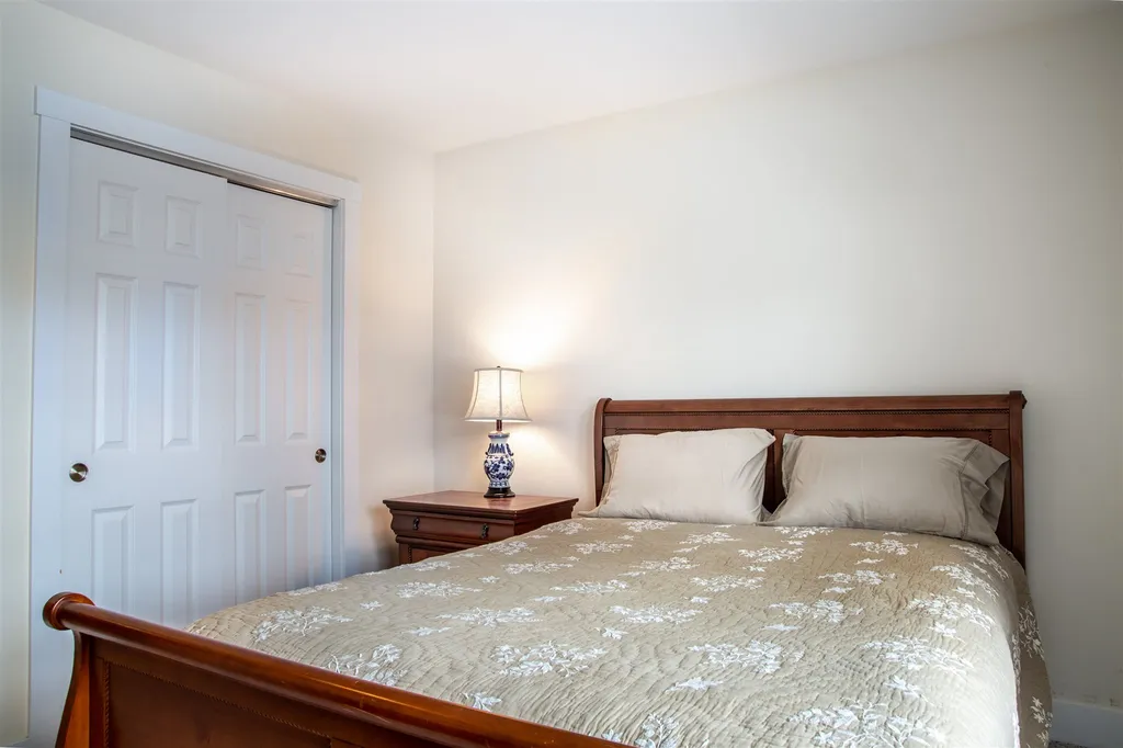 24 Amber Way Warren VT 05674