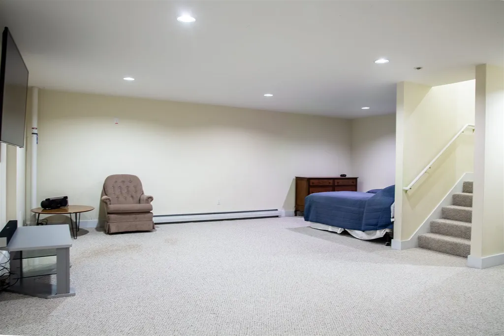 24 Amber Way Warren VT 05674