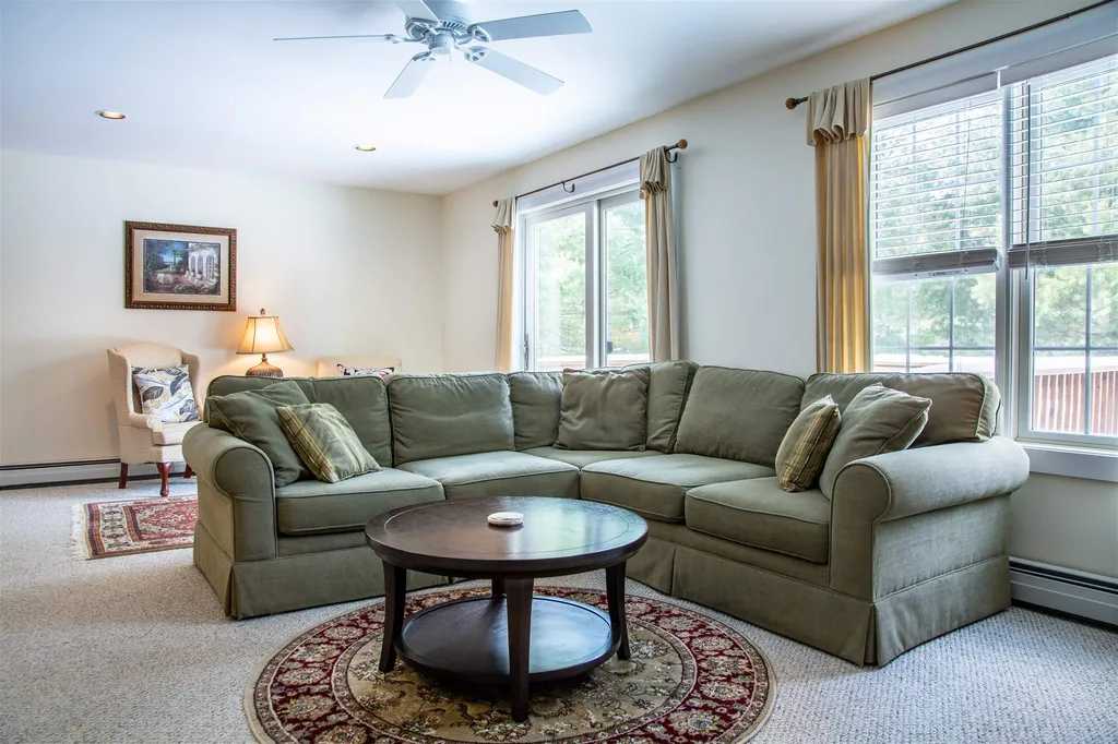 24 Amber Way Warren VT 05674