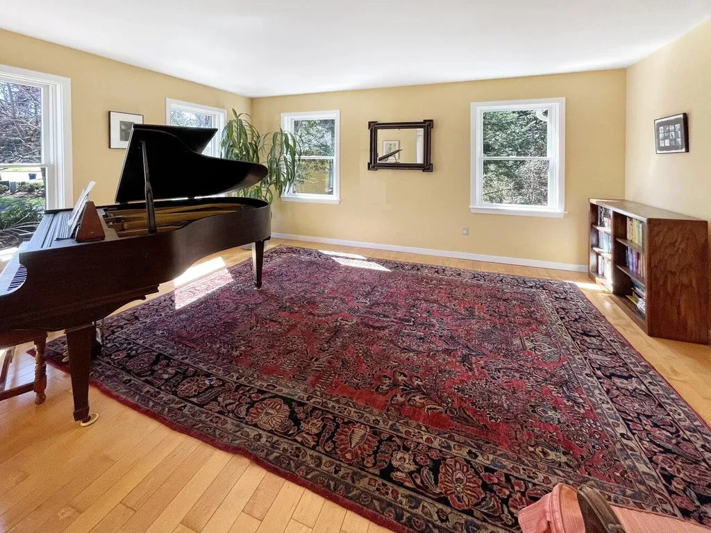43 Cardinal Way Shelburne VT 05482