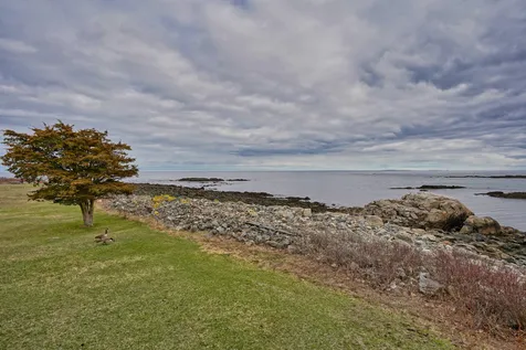 112 Goodwin Road Kittery ME 03905