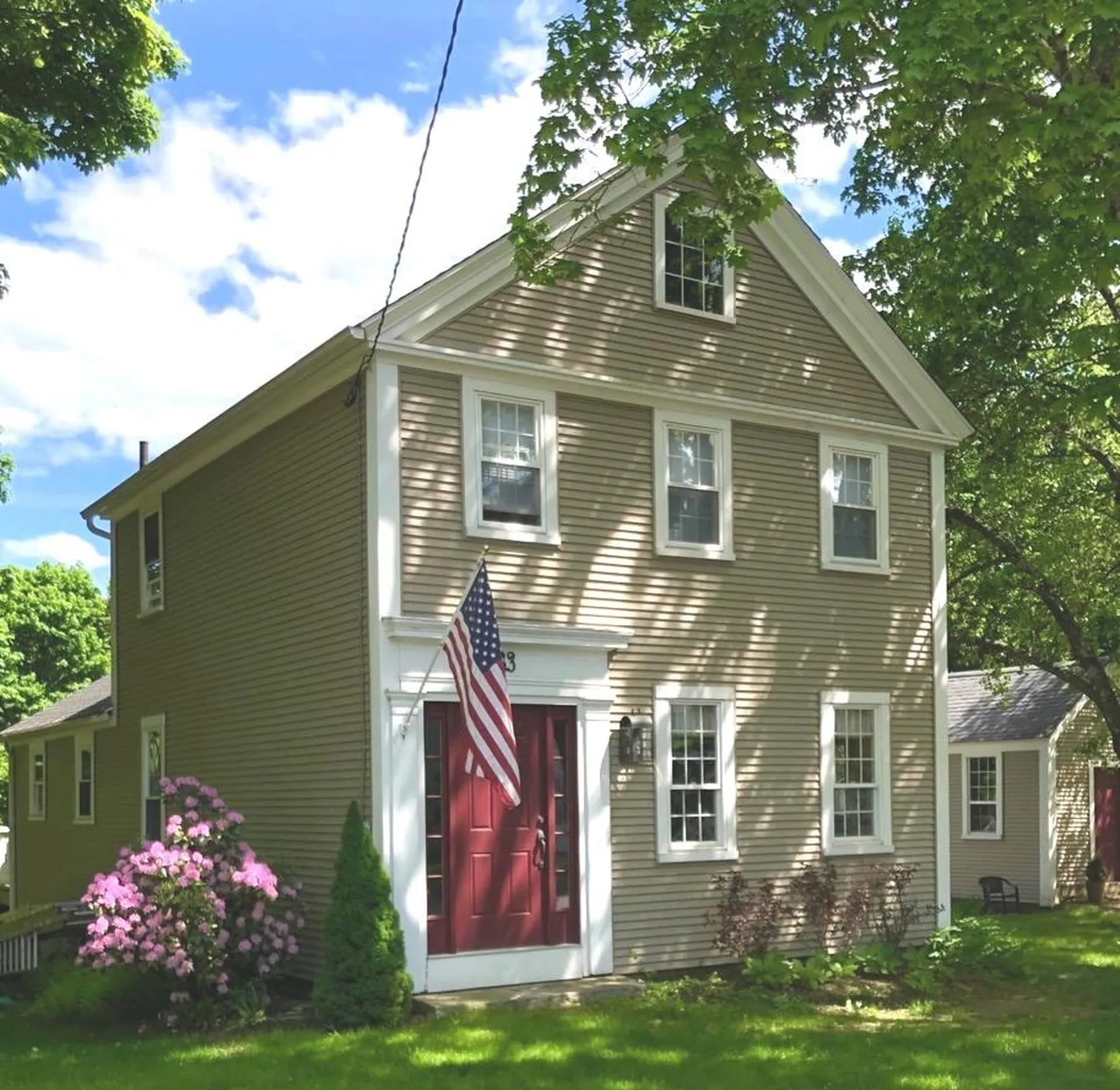 83 Main Street Newfields NH 03856