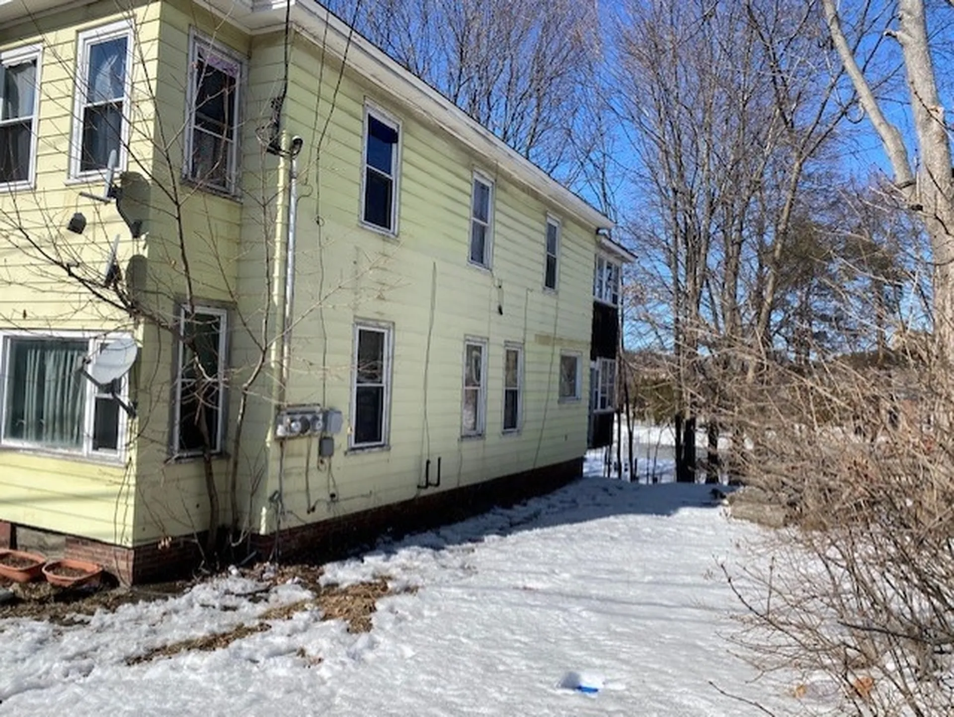 55 Sullivan Street Claremont NH 03743