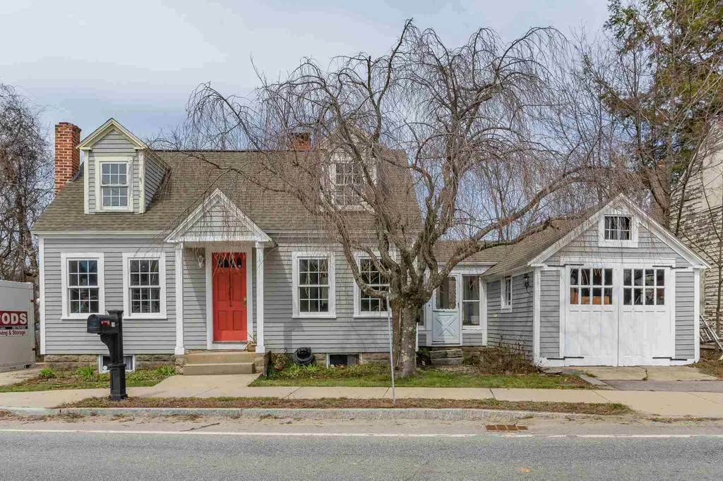 18 Ash Street Hollis NH 03049