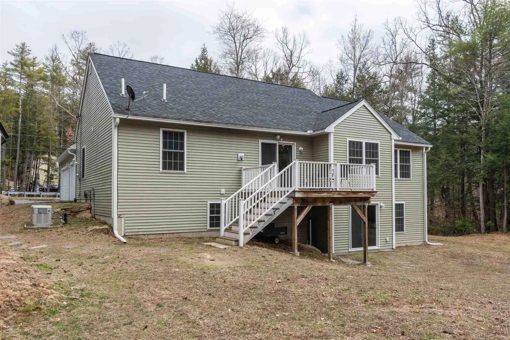 18 Hutchinson Hill Road Brookline NH 03033