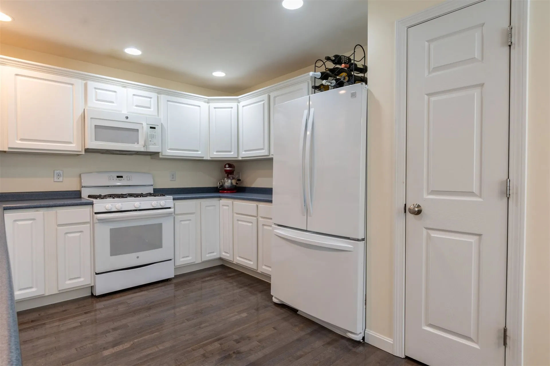 18 Hutchinson Hill Road Brookline NH 03033