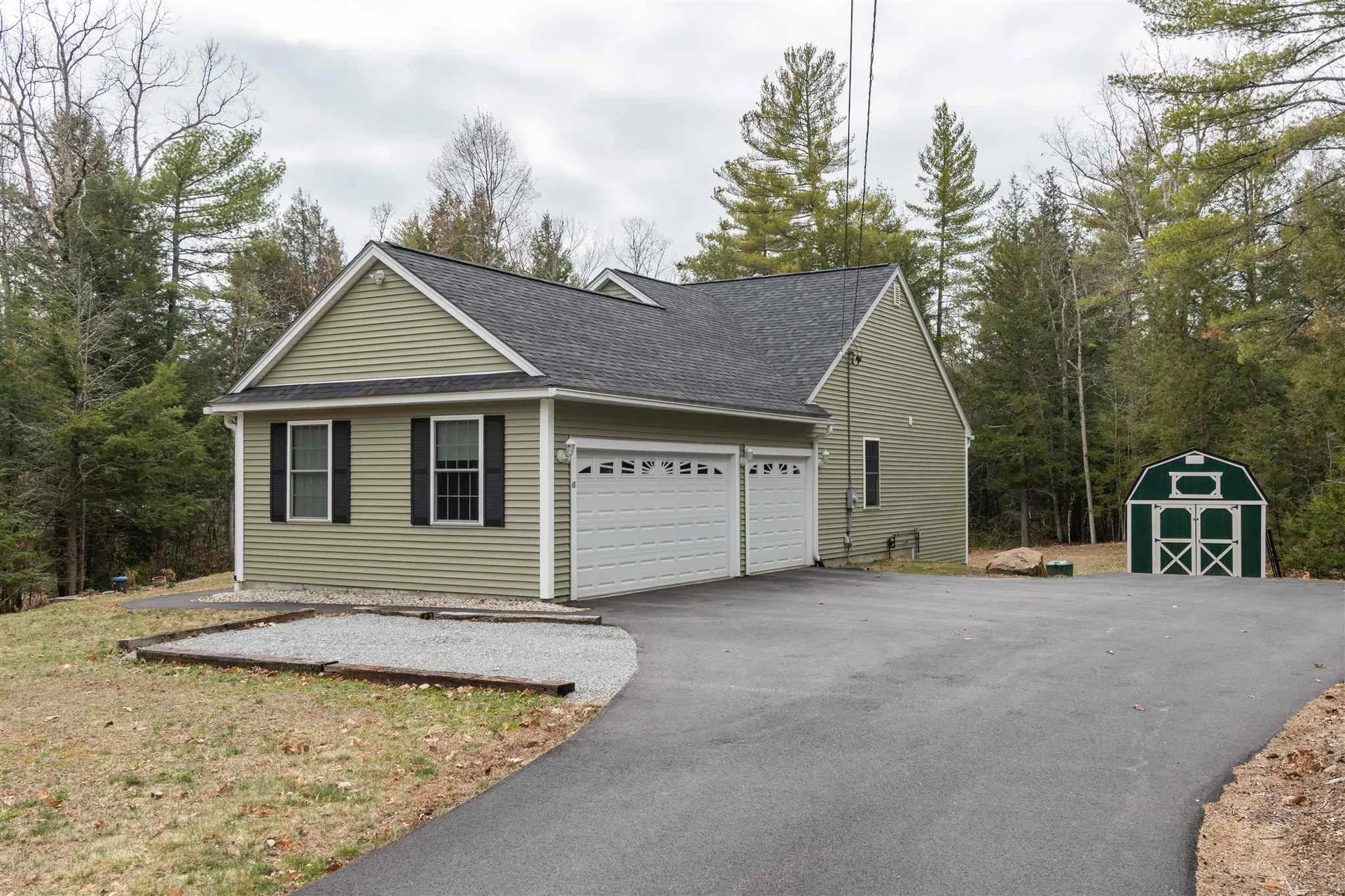 18 Hutchinson Hill Road Brookline NH 03033