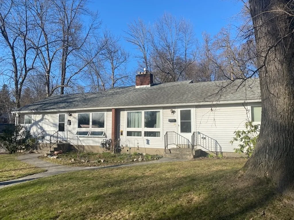 52 Birchcliff Parkway Burlington VT 05401