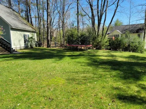 11 Wood Hill Drive Auburn NH 03032