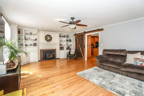 11 Wood Hill Drive Auburn NH 03032