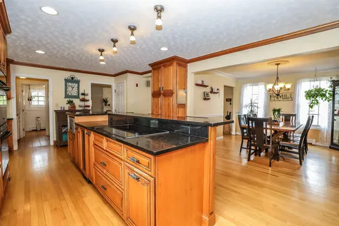 11 Wood Hill Drive Auburn NH 03032
