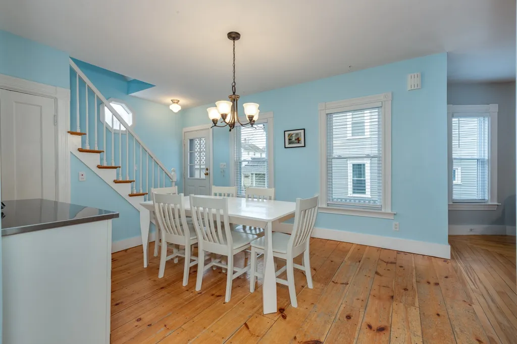 223 Sagamore Street Manchester NH 03104