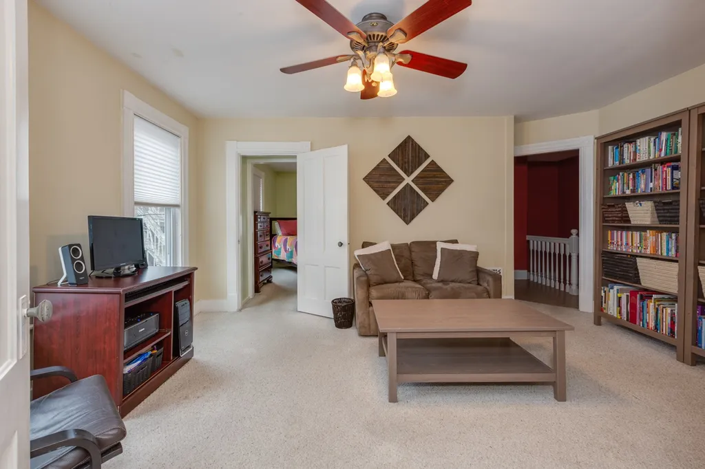 223 Sagamore Street Manchester NH 03104