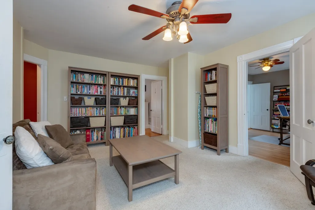 223 Sagamore Street Manchester NH 03104