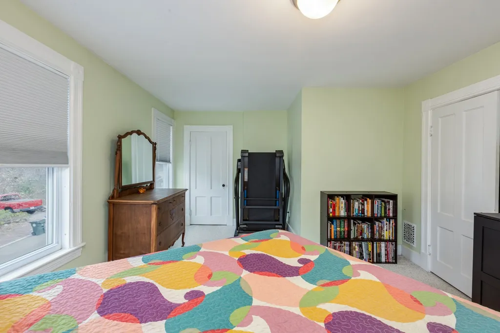 223 Sagamore Street Manchester NH 03104