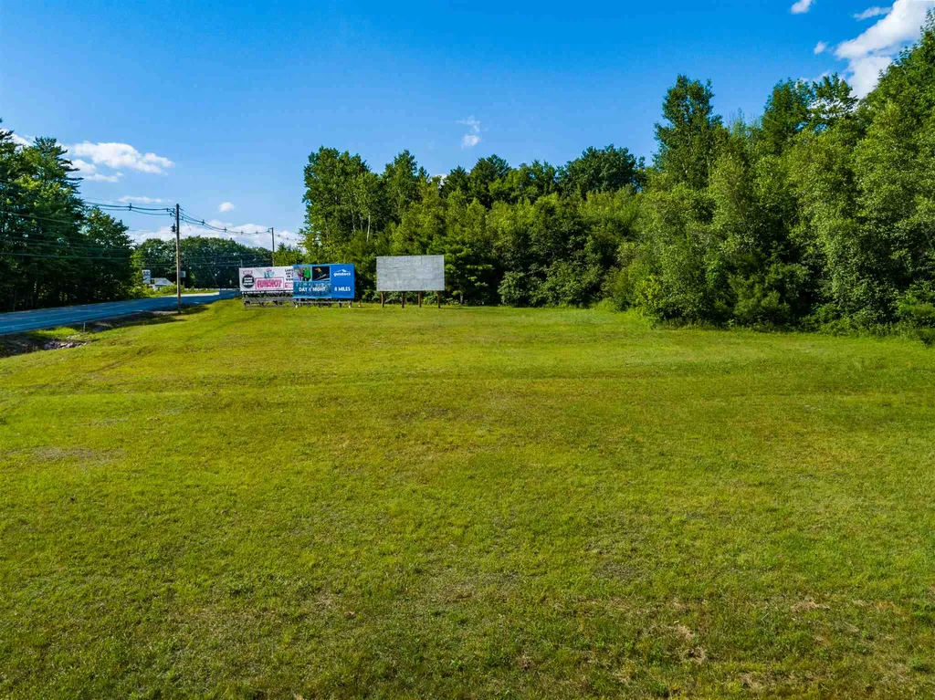 687 Laconia Road Belmont NH 03220