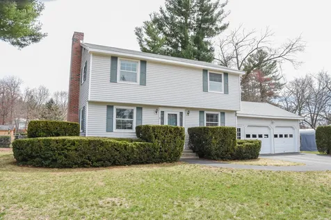 6 Sycamore Street Hudson NH 03051