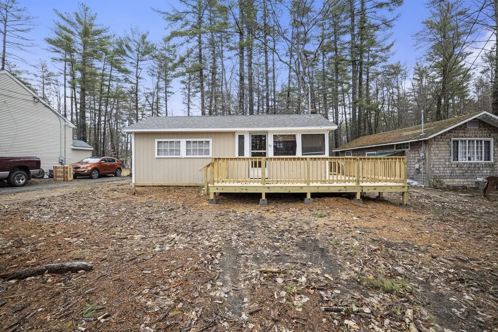 187 Saint James Avenue Milton NH 03851