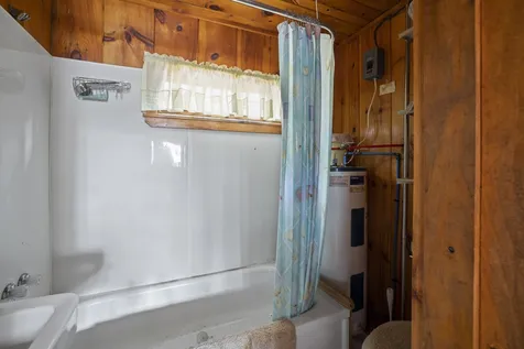 187 Saint James Avenue Milton NH 03851