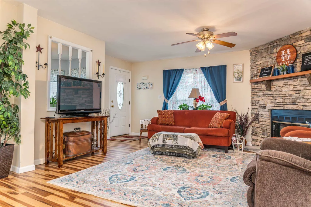 14 Temple Drive Rochester NH 03868