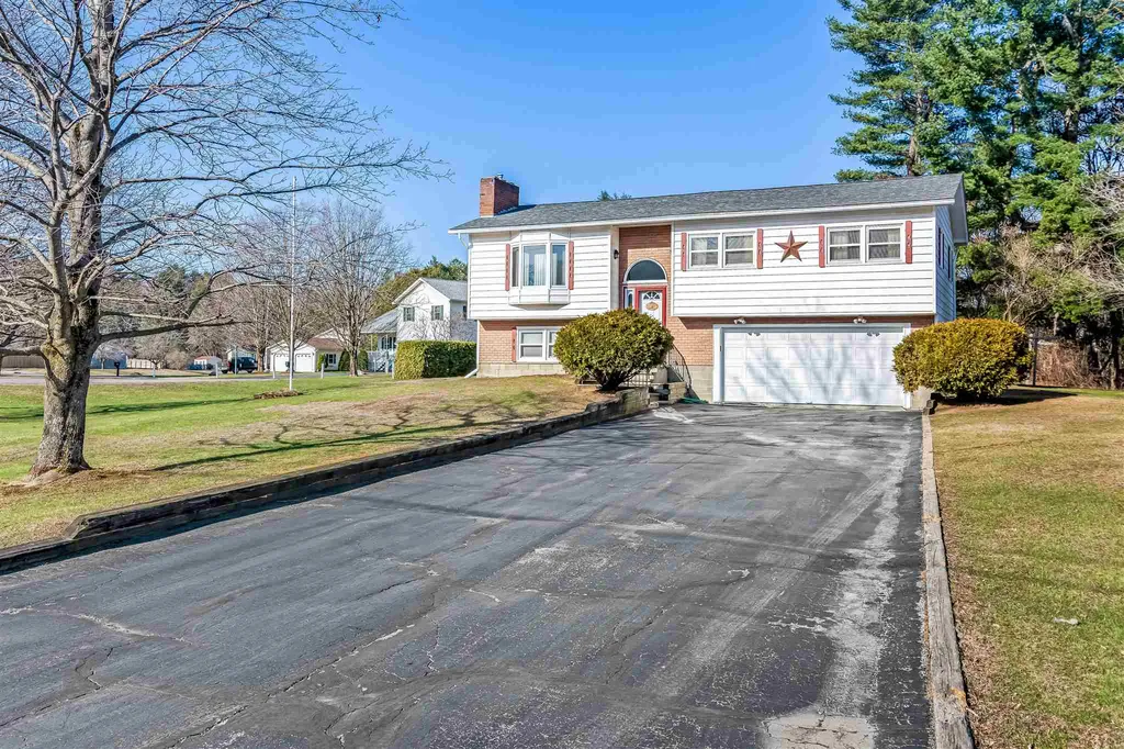 4 Riverside Drive Milton VT 05468
