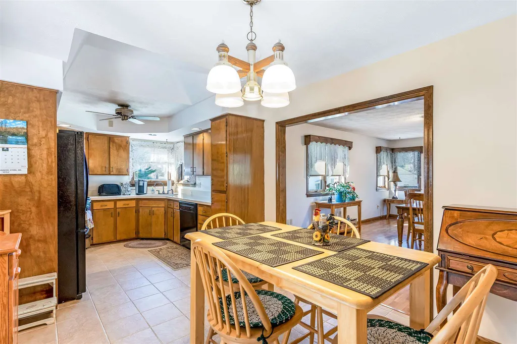 4 Riverside Drive Milton VT 05468