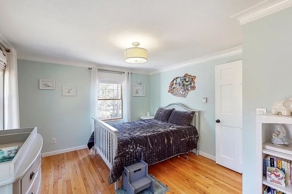 17 Hemlock Street Rochester NH 03867