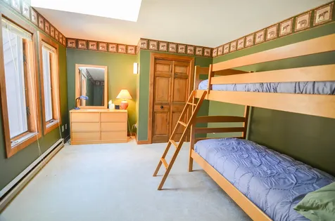 879 East Ash Road Plymouth VT 05056