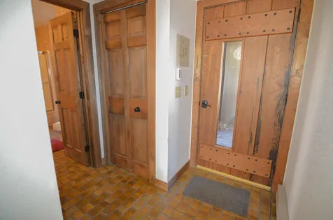 879 East Ash Road Plymouth VT 05056
