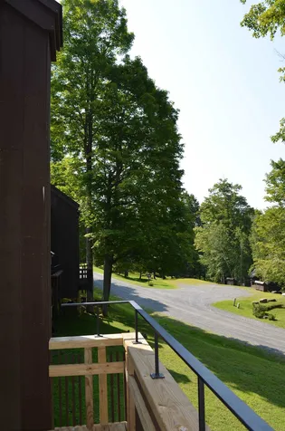 879 East Ash Road Plymouth VT 05056