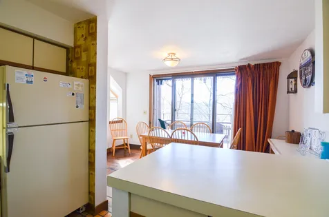 879 East Ash Road Plymouth VT 05056