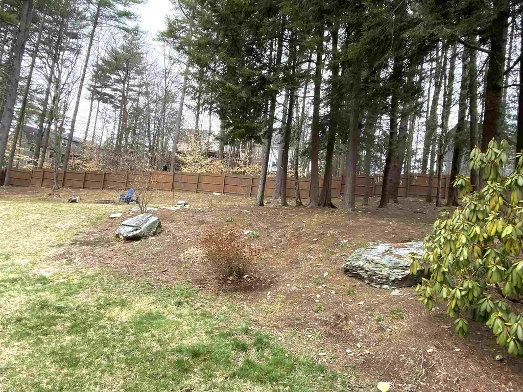 76 Ledgewood Road Claremont NH 03743
