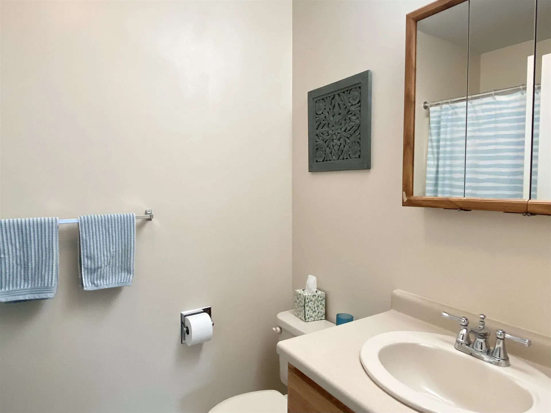76 Ledgewood Road Claremont NH 03743