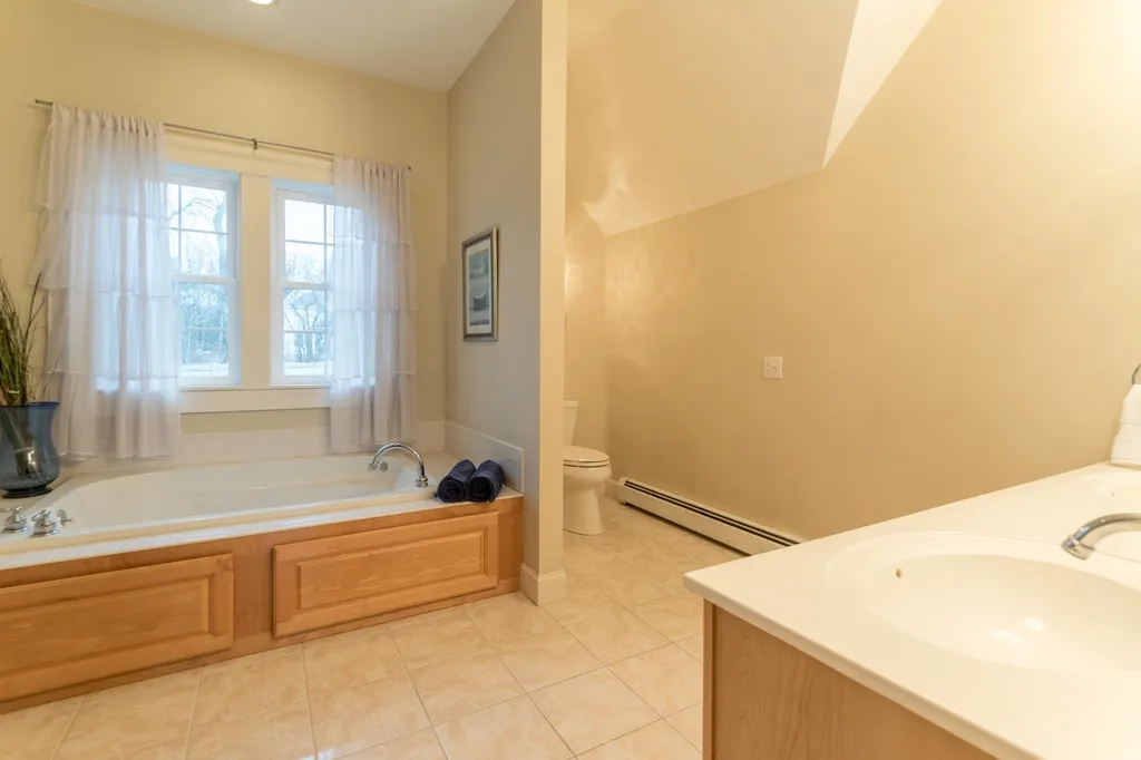 9 Prescott Lane Hampton Falls NH 03844