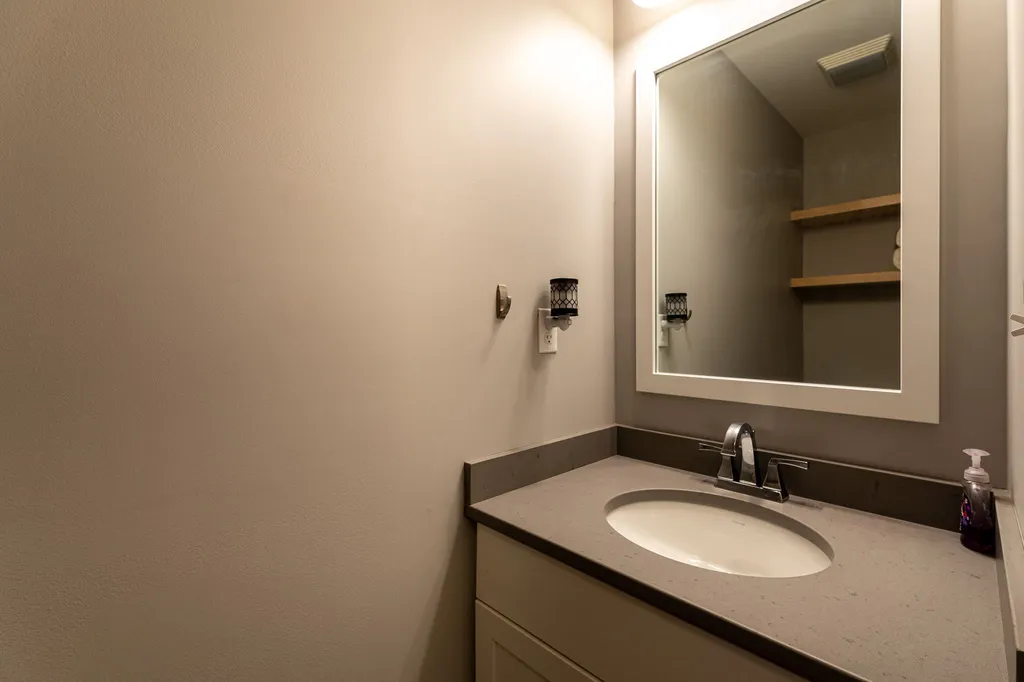 26 College Hill Hanover NH 03755