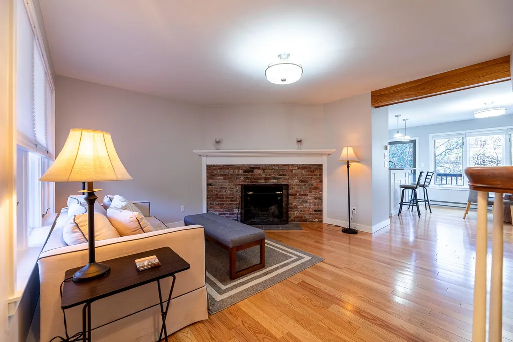 26 College Hill Hanover NH 03755