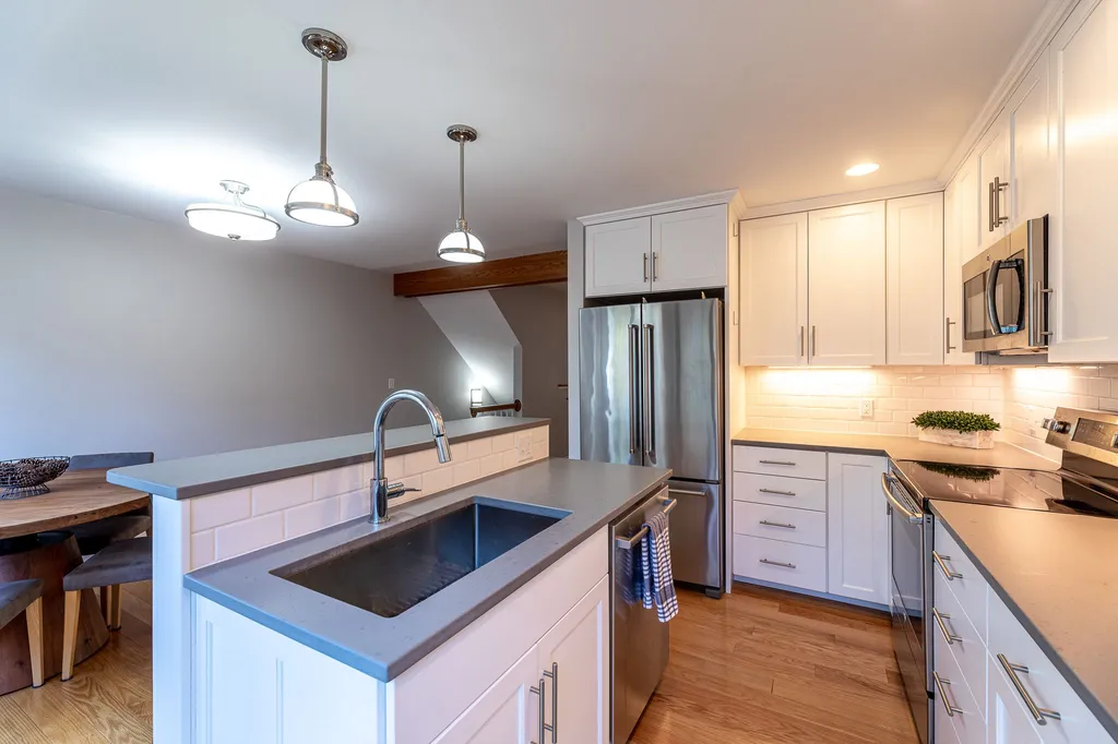 26 College Hill Hanover NH 03755