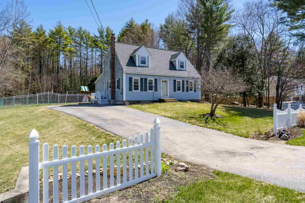 443 Micol Road Pembroke NH 03275