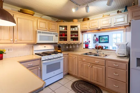 1080 Goose Pond Road Canaan NH 03741